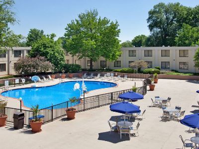 Hotel Country Club Plaza