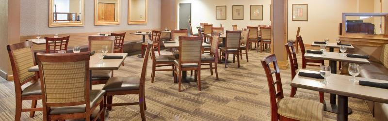 Country Club Plaza Hotel