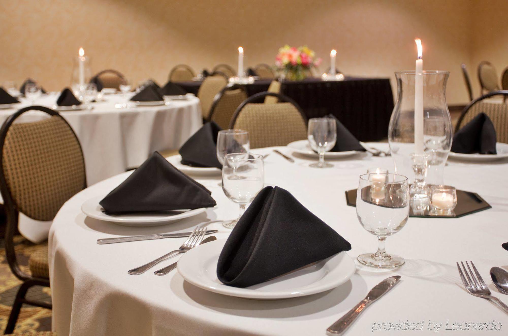 Hotel Country Club Plaza 3*